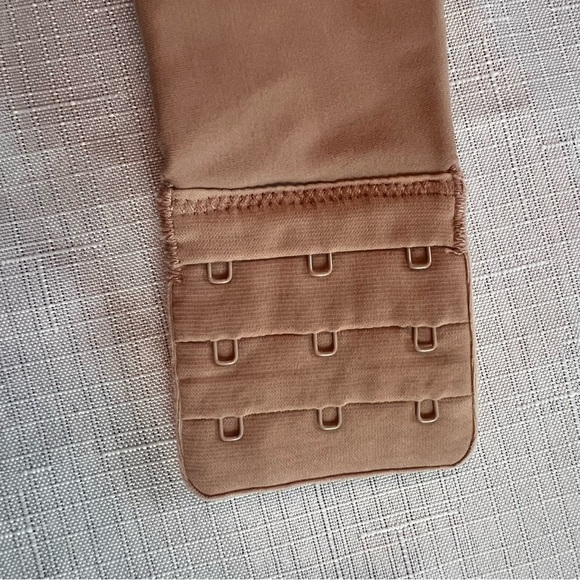 DELIMIRA Women's Plunge Push-Up Strapless Bra - 42E (DD) - Picture 6 of 11